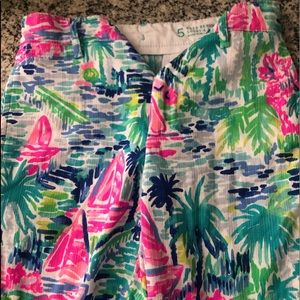 Size 5 Lilly Bermuda shorts